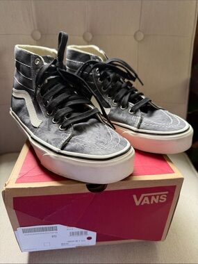 Vans Sk8-Hi High Top Sneakers